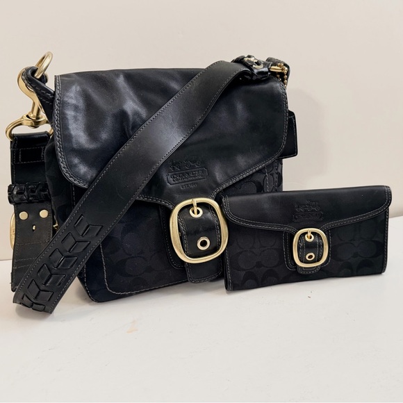 Coach Handbags - 🐝 Coach Signature Bleecker Bag Black
F0794-11434 and Wallet Braided Leather